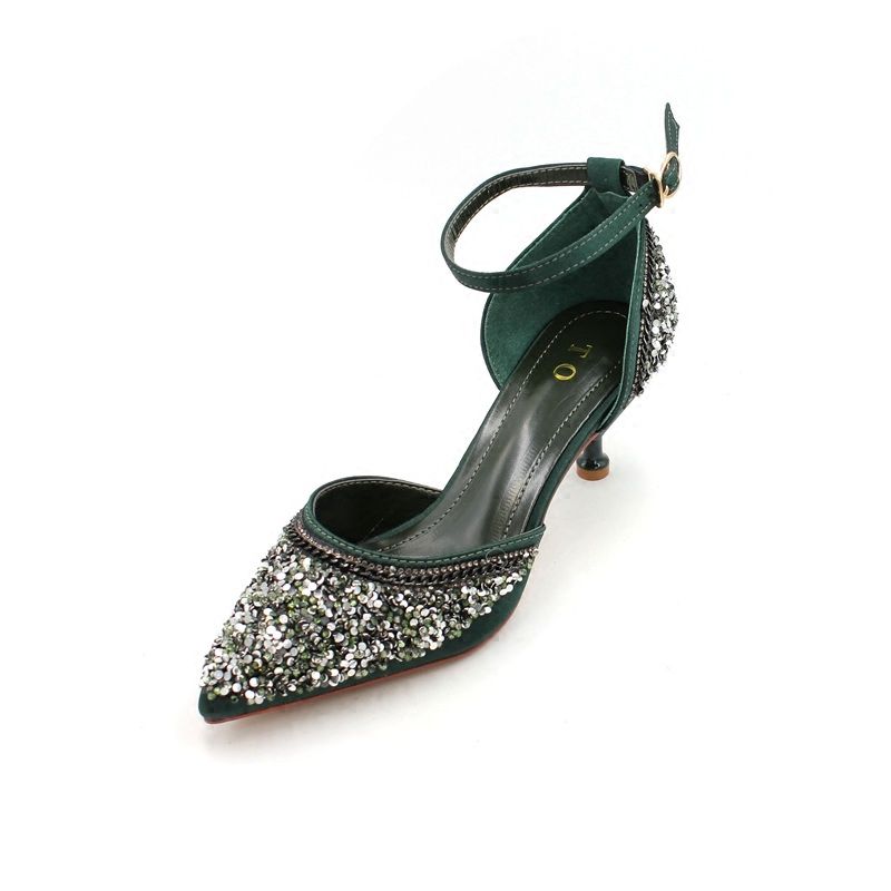 别总穿恨天高，试试这些凉鞋，不一样的高度，一样的美感