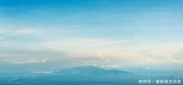 千亿港珠澳大桥建成，李嘉诚却因此损失巨大，他曾强烈反对建大桥