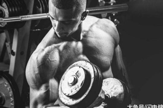 从瘦弱到强壮, 拥有一身强大的肌肉是一种怎样的感觉?