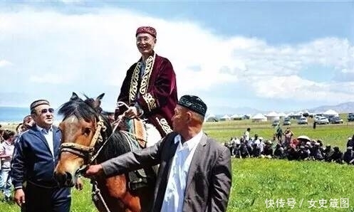 新疆哈萨克牧民小伙迎娶台湾美女，在赛里木湖畔不相信爱情都不行