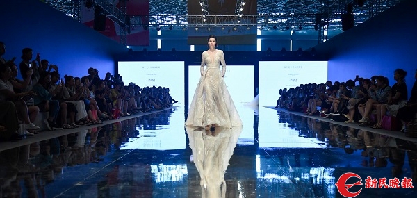 海外设计师品牌婚纱在沪首秀 中国新娘最爱怎样的婚纱?