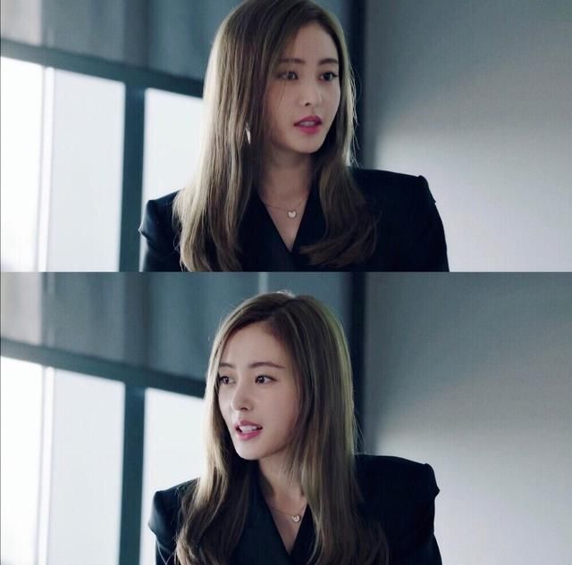 张天爱的美腿杀都不是P出来的，实力证明大长腿穿什么都好看!