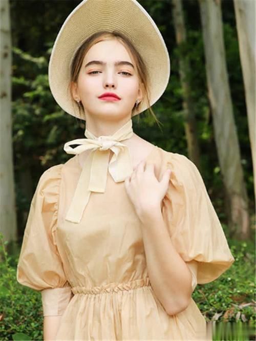  复苏@万物复苏的春季，怎么能少得了裙子呢