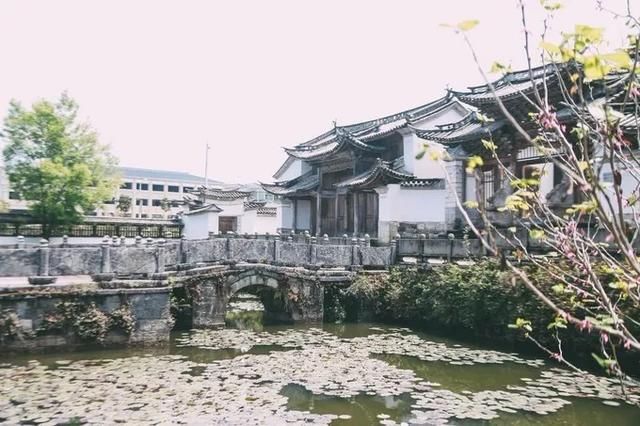  『丽江』你说！比大理丽江更值得去的地方，是云南这座极边小城