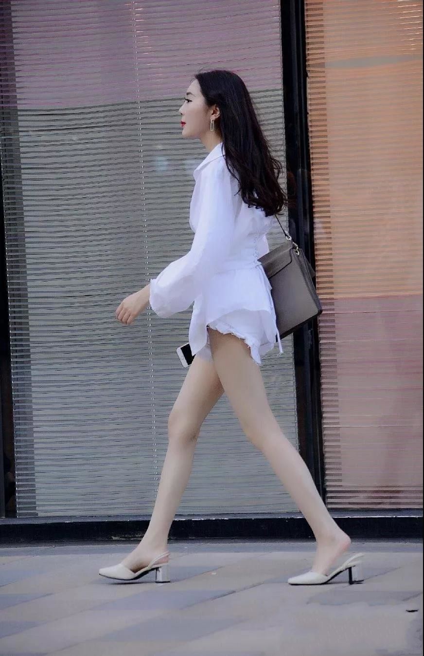 街拍:女生夏季这样穿，韩范十足