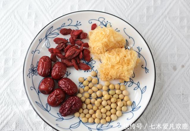  #营养#春天爱美女人多喝此早餐，每天一杯，皮肤水嫩气色好，比敷面膜强