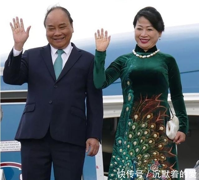  [韵味]越南第一夫人太惊艳！一袭紧身中国风旗袍，尽显东方女性独特韵味