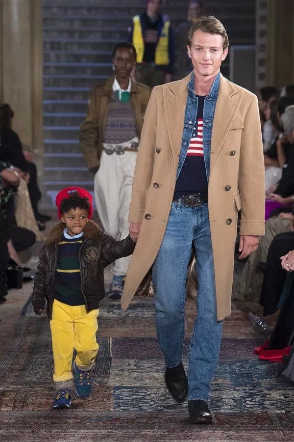 请来半个娱乐圈的Ralph Lauren大秀，到底有什么值得看?