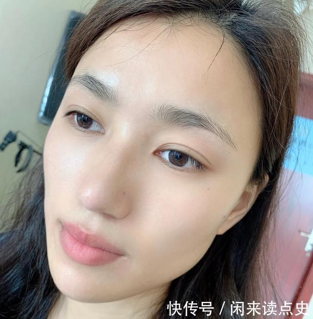 『纹眉』为什么不建议女生“纹眉”四个原因告诉你,纹过的人都会中两个
