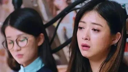  有钱人@重温《欢乐颂》：樊胜美这样家庭的女孩，想嫁给有钱人错哪了？