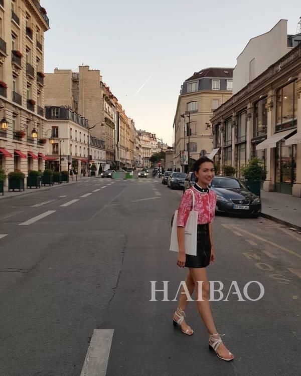 最易借鉴的法式风格!时尚摄影师Adeline Mai私服合辑:这张英气