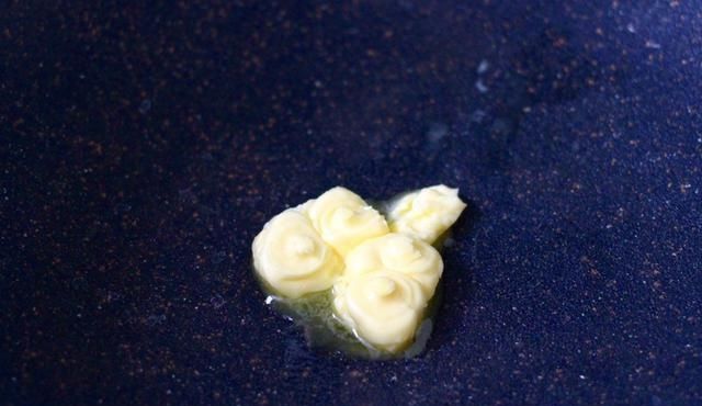  「口感」豪华版的炒饭，剩米饭加厨房边角料，营养口感都翻倍
