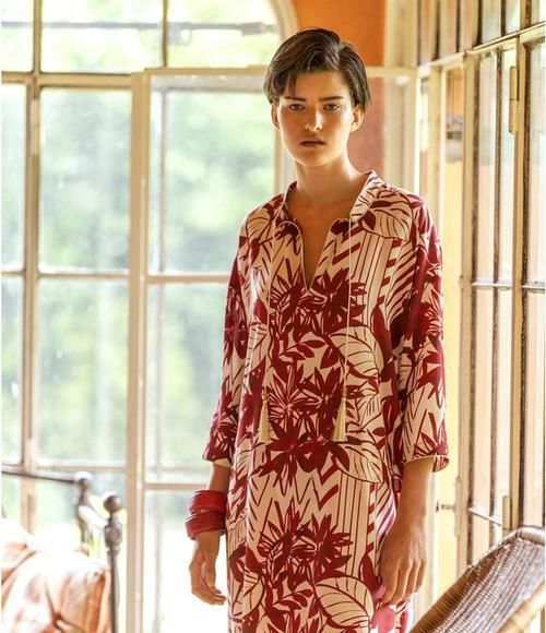  女人：真正精致的女人，穿衣打扮都有的“4个”特征，有钱都“装”不出