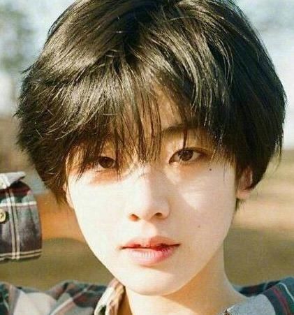  『女生』“没谈过恋爱”的女生，八成都喜欢这“3发型”，难怪异性绕道走！