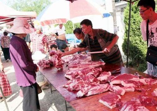 为啥农村人不愿意买母猪肉？老屠夫说出真相，看看你猜对了吗？