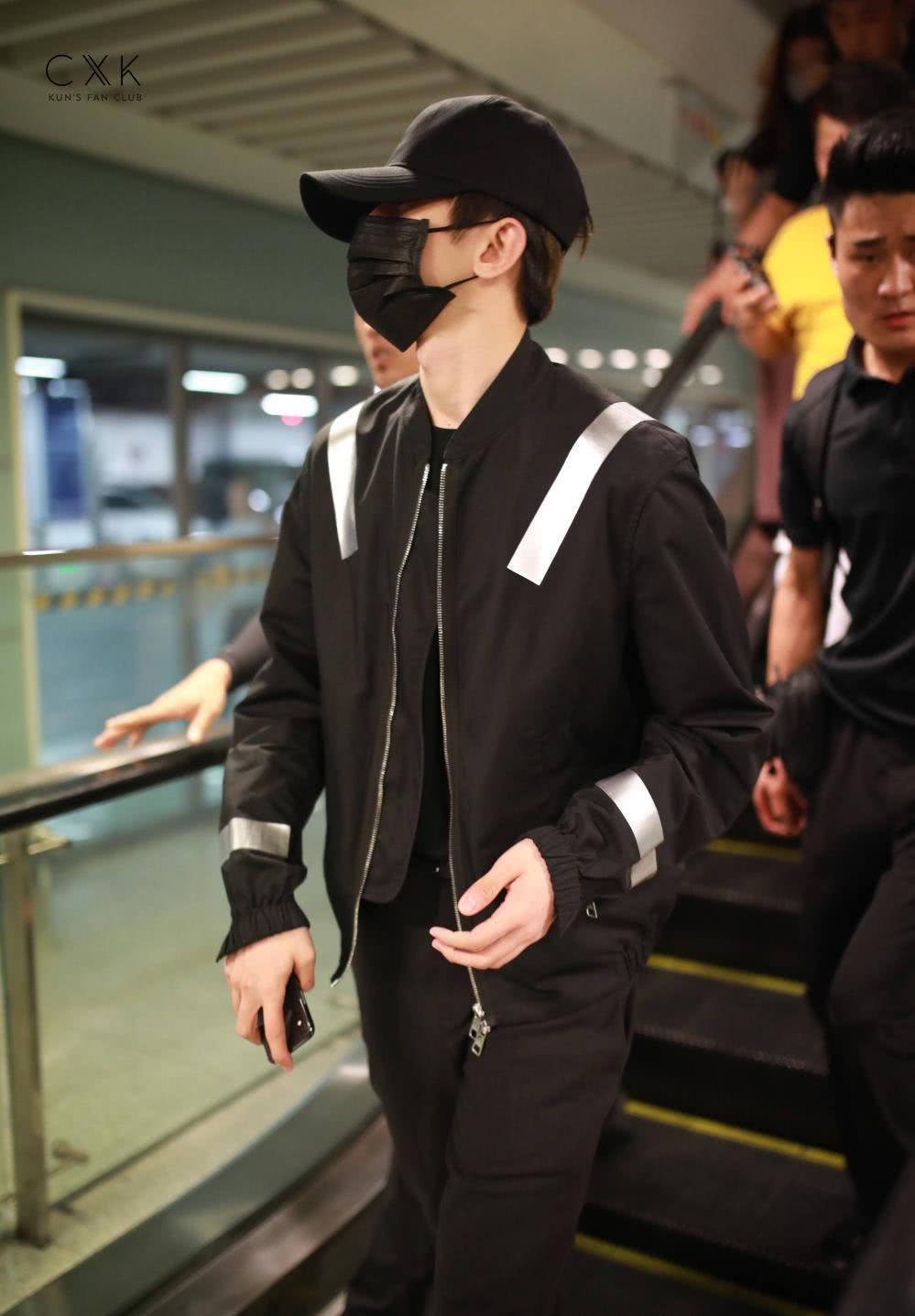 胡一天宠粉,蔡徐坤宠粉,图二太有爱,图六让人觉