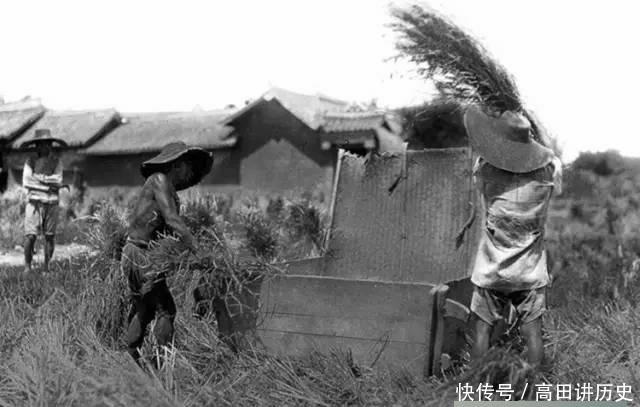 百年前真实农村人生活老照片, 比电视上演的贫苦多了, 令人心酸!