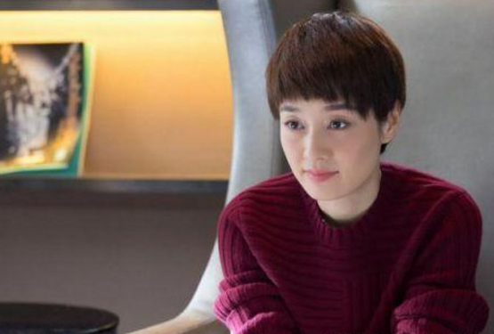 《我的前半生》马伊琍5套衣服，图三辣眼睛，图五让靳东痴迷