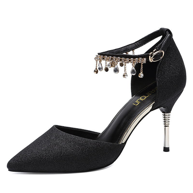 七夕将至:瞧瞧告诉你，穿上这些高跟鞋轻松告别单身