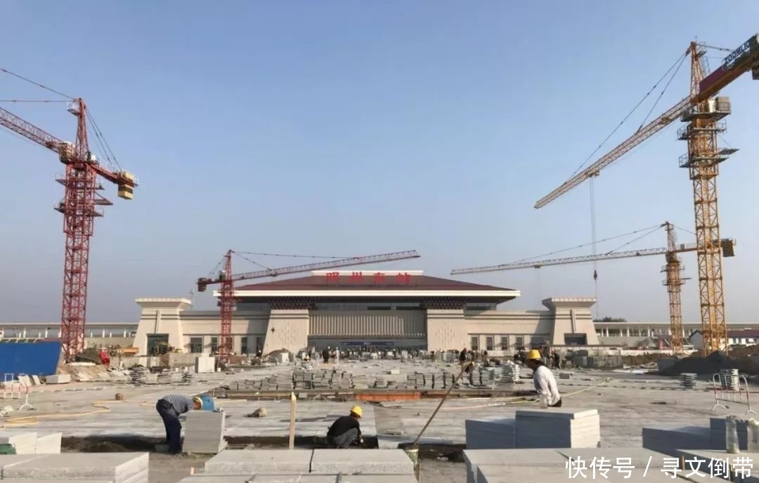  新路|实拍郑万高铁邓州东站！