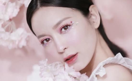  樱妆教：人间四月天 春日赏樱妆教你不靠滤镜也能美如画