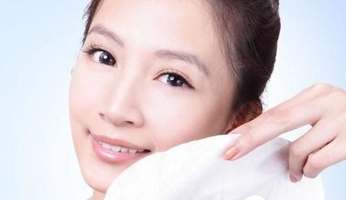  面膜@开塞露加它敷敷脸，保湿抗皱又美白，脸蛋变得白净光滑