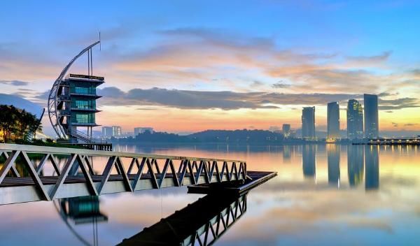 马来西亚媒体怒怼中国游客：没钱？那就不要来！吓跑我们西方游客