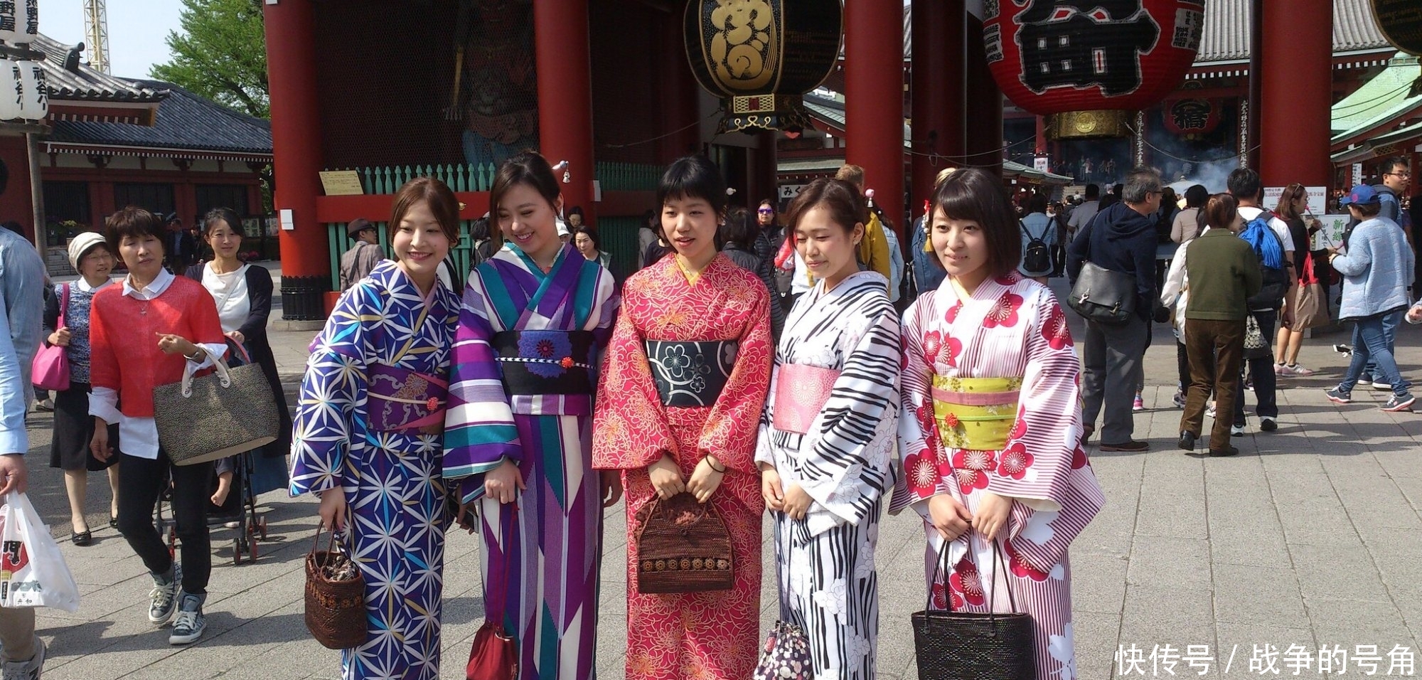 中国女游客为何热衷去日本租和服穿?除拍照好看,还有哪些原因?