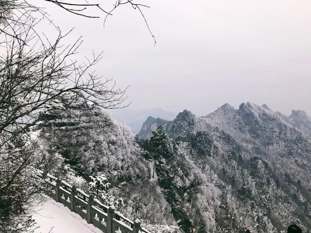 武汉人最应该去一次的山--武当山