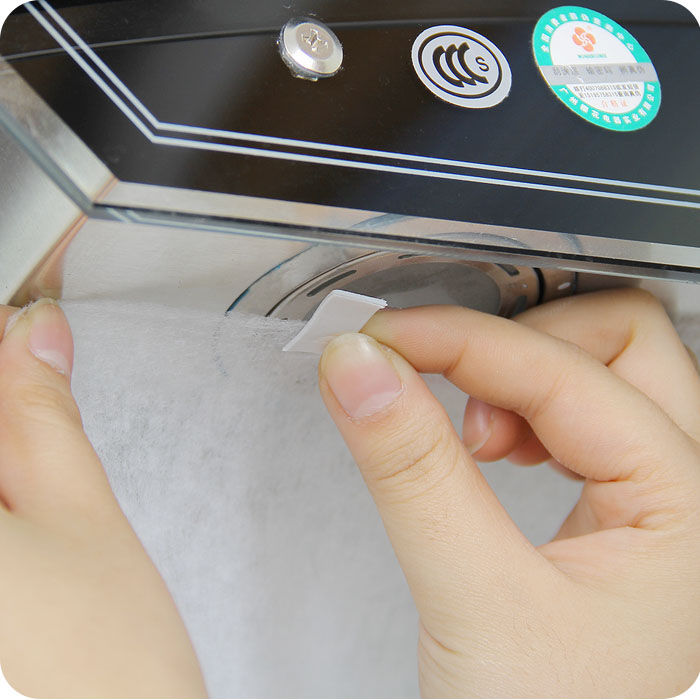 偷偷告诉你，油烟机别用水擦，简单教你“一招”，一年到头不用擦