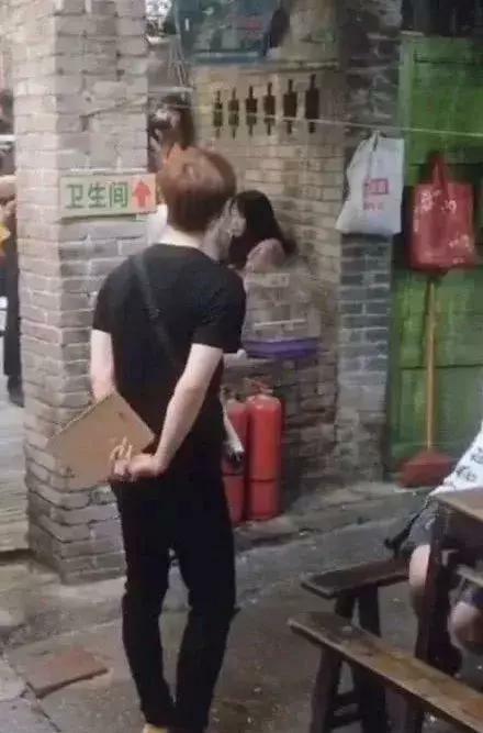  #拖累#重庆，你还要被网红拖累多久