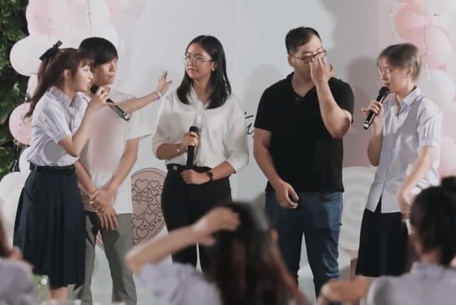 「毕业」李紫婷有今天的成绩,全是补课换来的,父母连毕业晚会都不让参加