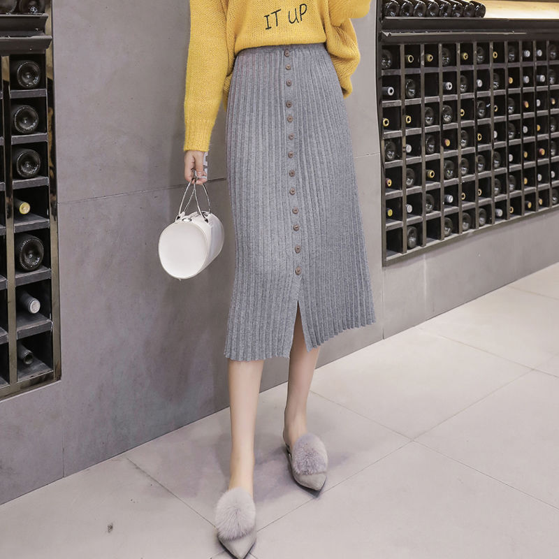 学下图精致女人穿一步包臀裙，优雅有女人味，前凸后翘美死人