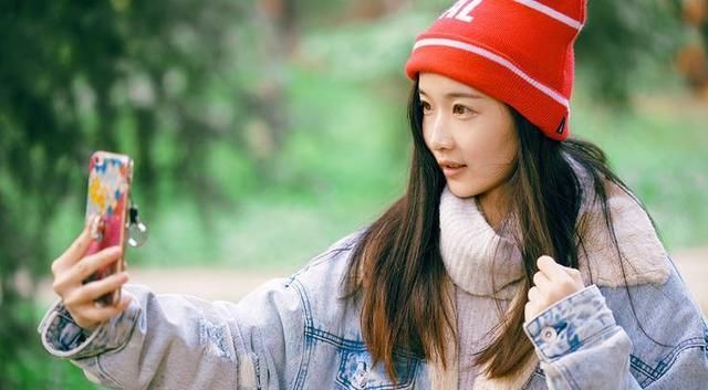  [生肖属马的人]生肖马4月份找到自己桃花位，轻松获得美人归感情甜蜜