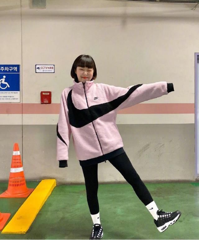  「白色」小矮个可别说没衣服穿，糖果撞色穿搭分享给你，看着就很高级