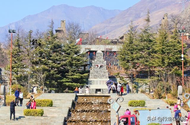 千年不倒的羌寨：依河而建却胜似迷宫，汶川地震毫发无损