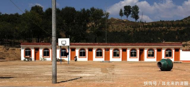 火葬省地又省钱，为什么农民不愿意老农说了三句话，专家无奈