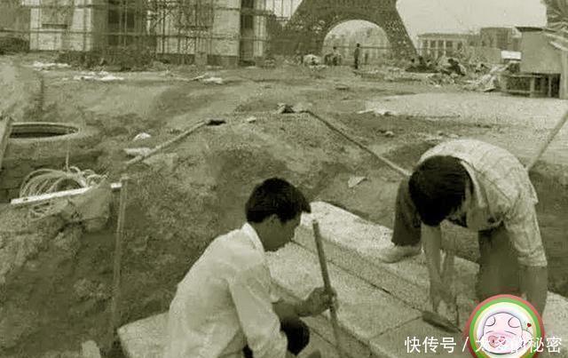 「照片中」二师兄的老照片90年代的深圳,街头随处可见大哥大和漂亮女孩!