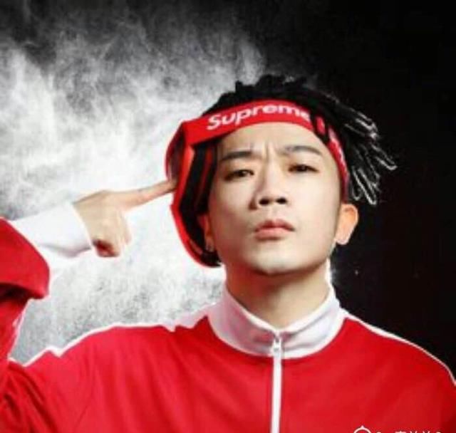 《热血街舞团》冯正、肖杰都得到个人嘉奖,网