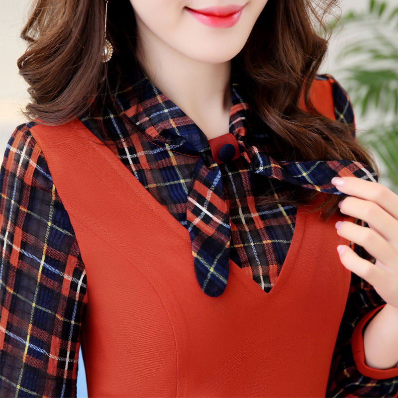 今年秋天阔腿裤不流行了，8月刚上新的秋裙，妈妈穿洋气又美嫩