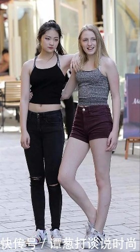 紧身打底裤小姐姐,时的尚又高挑,展现女神完美身姿!!