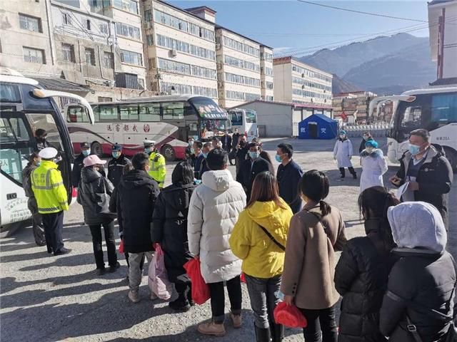  出发@出发！外出务工人员返岗复工啦