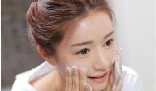『女人』聪明女人都是这样养皮肤的,做好这几点