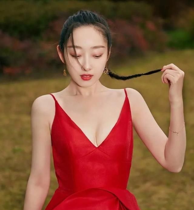  「绰约」全身若冰雪绰约如处子,正是蜜桃成熟时的肌肤白原来是这样的!