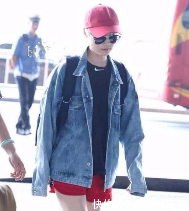 李宇春真强悍！超短裤开缝开到大腿根，网友这腿缝，呵呵了！