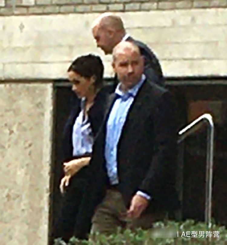 哈里梅根英国皇室梅根