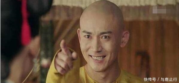 算命:乾隆找人算命,算命先生留给他一张白纸,让他半小时以后拆开看