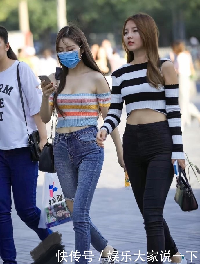  「针织衫」同样是针织衫，明显“彩虹”款式的妹子，更胜一筹