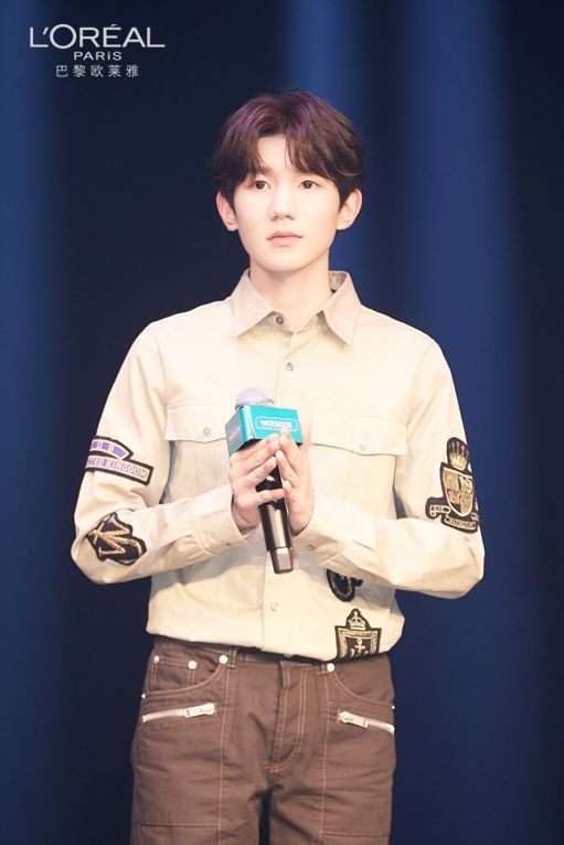 惊讶| 热Skr人的夏天，景甜居然用爽身粉当防晒?!