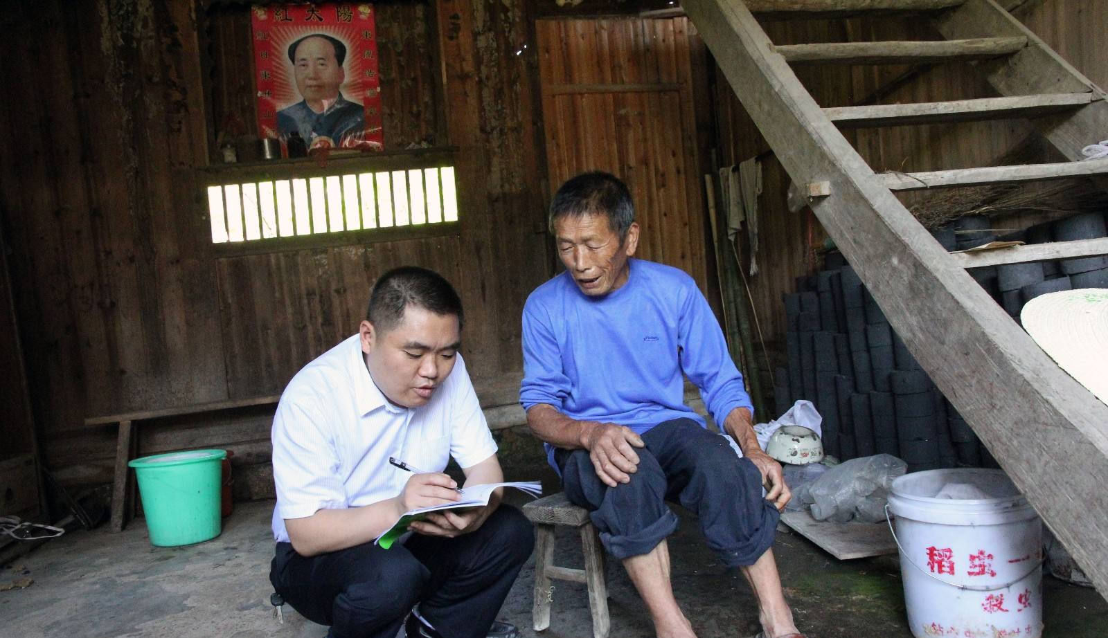  「元凶」过去农民只种地，没啥外债，如今一月大几千，却负债累